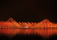 چشمه های شناور بیرونی رقص ساخت و ساز در مقیاس بزرگ دریاچه تامین کننده