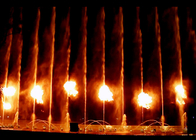 چشمه موسیقی منحصر به فرد، سیستم چشمه ای دیو با شعله آتش تامین کننده