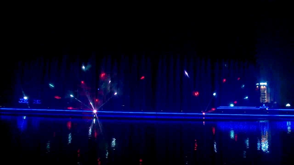 نمایش رقص نور خلاق مدرن لیزری برای طراحی سفارشی تجاری لوکزامبورگ تامین کننده